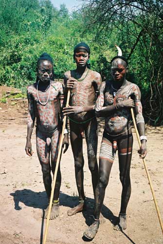 Men from the Mursi tribe